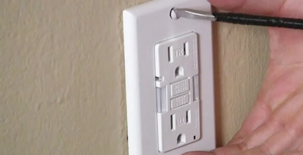gfc outlets service securing and mounting ground fault circuit interrupter outlet by certified electricians in Evansville, IN