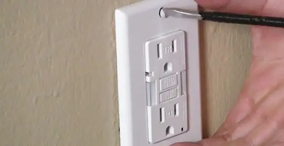 gfc outlets service securing and mounting ground fault circuit interrupter outlet by certified electricians in Evansville, IN
